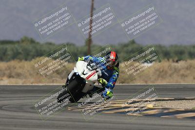 media/Oct-13-2025-Moto Forza (Mon) [[a66d839500]]/2-A Group/Session 3 (Turn 16)/